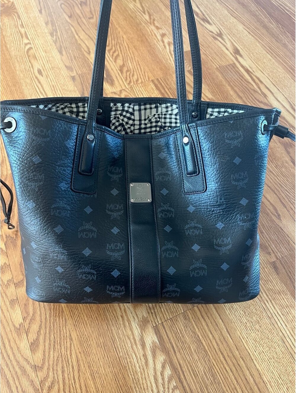 MCM Medium Liz Reversible Shopper Tote Black Visetos